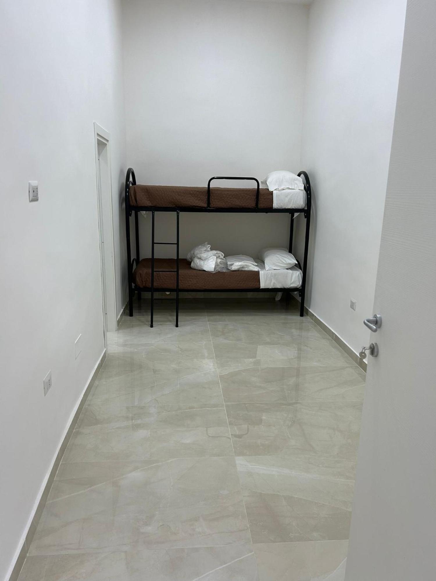 Luxury Rooms Carbonara 95 Napoli Bagian luar foto